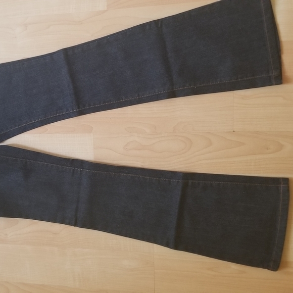 Dark blue jeans - Picture 2 of 4